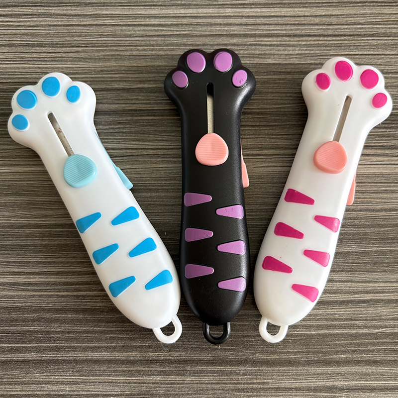 Retractable Cute Cat Paw Multi – Home Office Tech Gadgets recenzja i cena